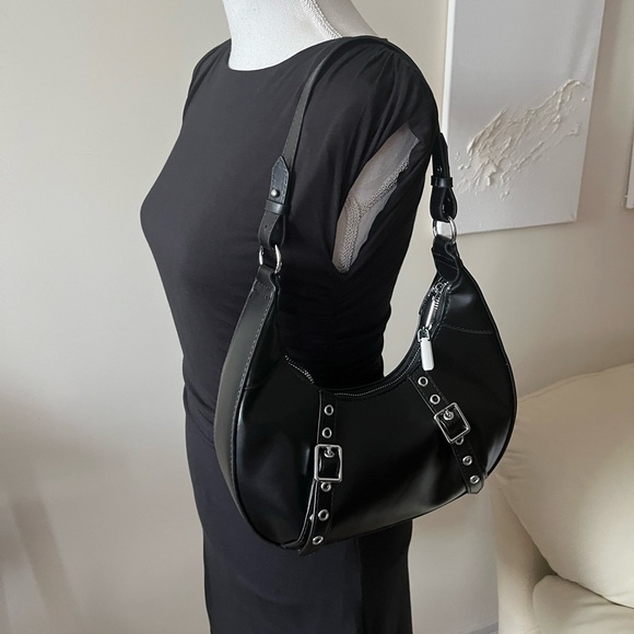 8 Other Reasons Black Double Buckle Vegan Leather Shoulder Bag NWT - Picture 8 of 13